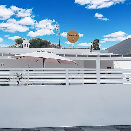 בית נופש Cocoteros Ocean View House *